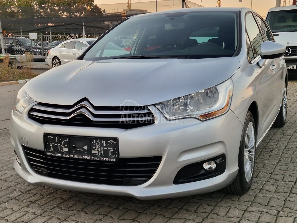 Citroen C4 2014 photo 2