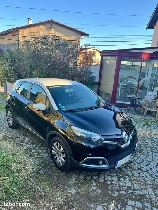 Renault Captur 2014 photo 2