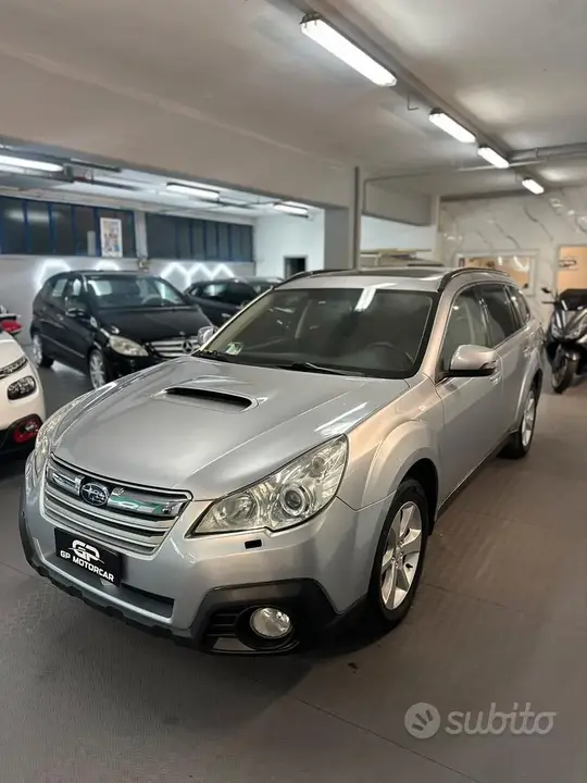 Subaru Outback 2014 photo 3