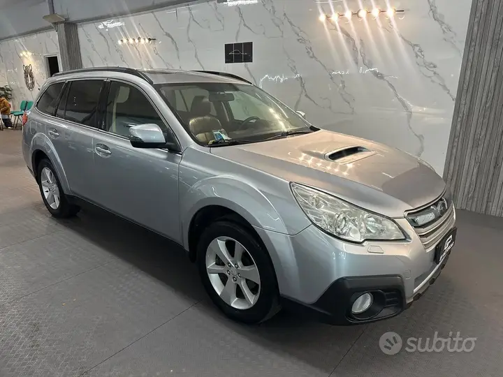 Subaru Outback 2014 photo 4