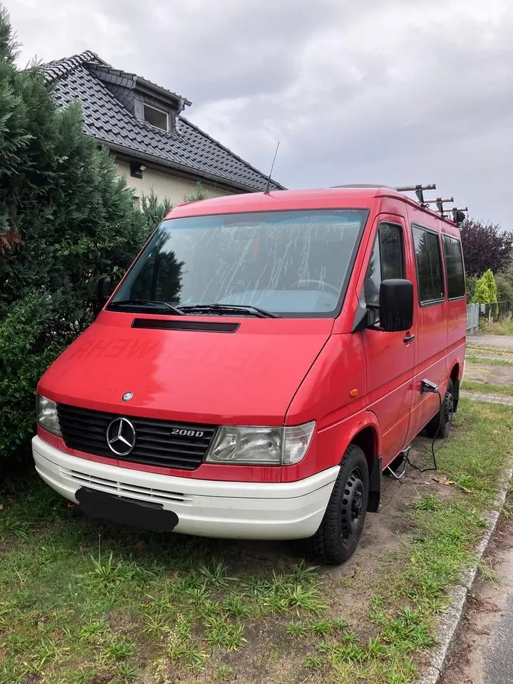 Mercedes-Benz Aussauger Ausgebaut Feuerwehr Wohnmobil