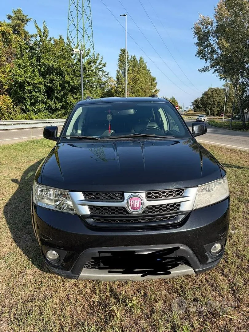 Fiat Freemont 2012 photo 2