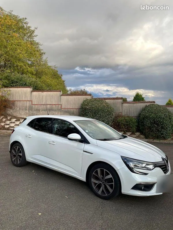 Renault Megane 2017 photo 3
