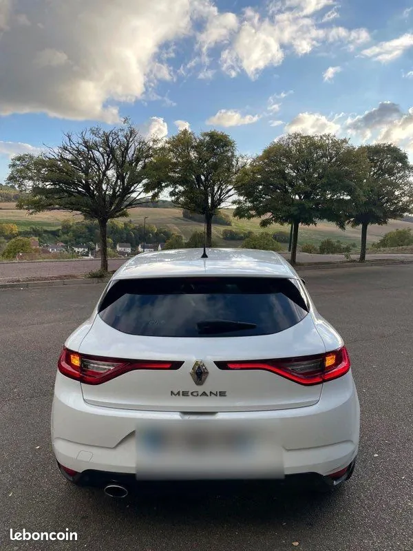 Renault Megane 2017 photo 4