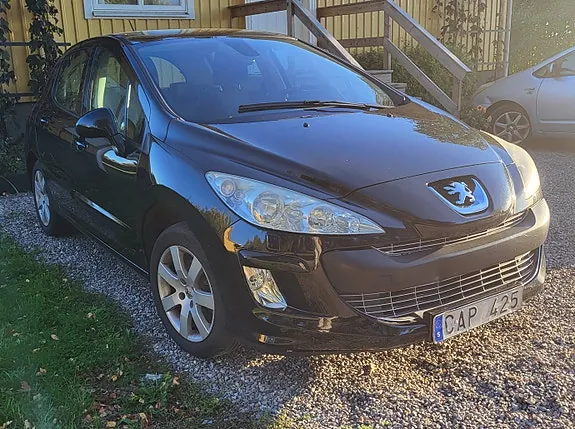 Peugeot 308 2010 photo 3