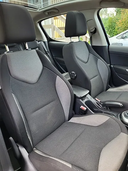 Peugeot 308 2010 photo 5