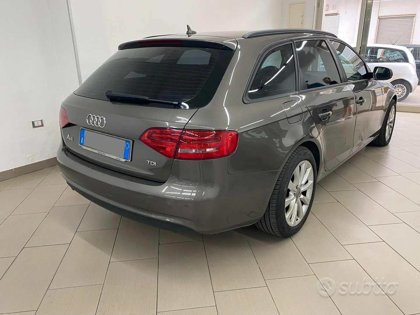 Audi A4 Avant 2013 photo 3