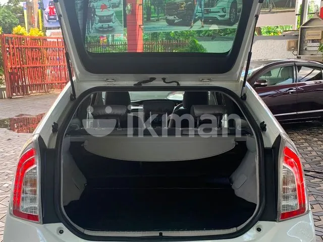 Toyota Prius 2013 photo 5