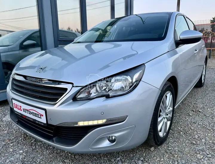 Peugeot 308 2015 photo 2