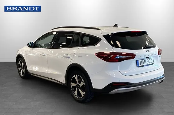 Ford Focus 2023 photo 3