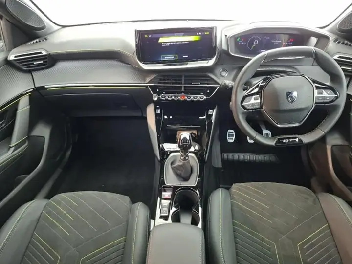 Peugeot 208 2026 photo 3