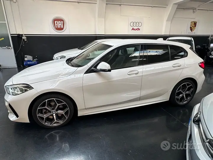BMW 1 Series 2021 photo 5