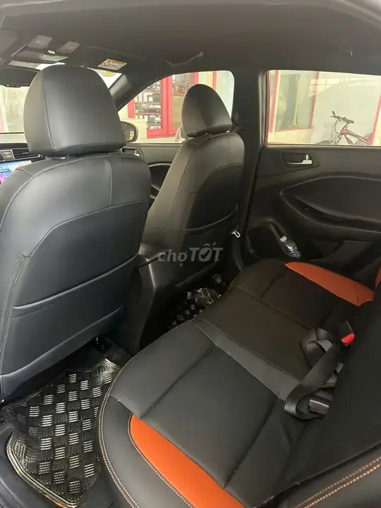 Hyundai I20