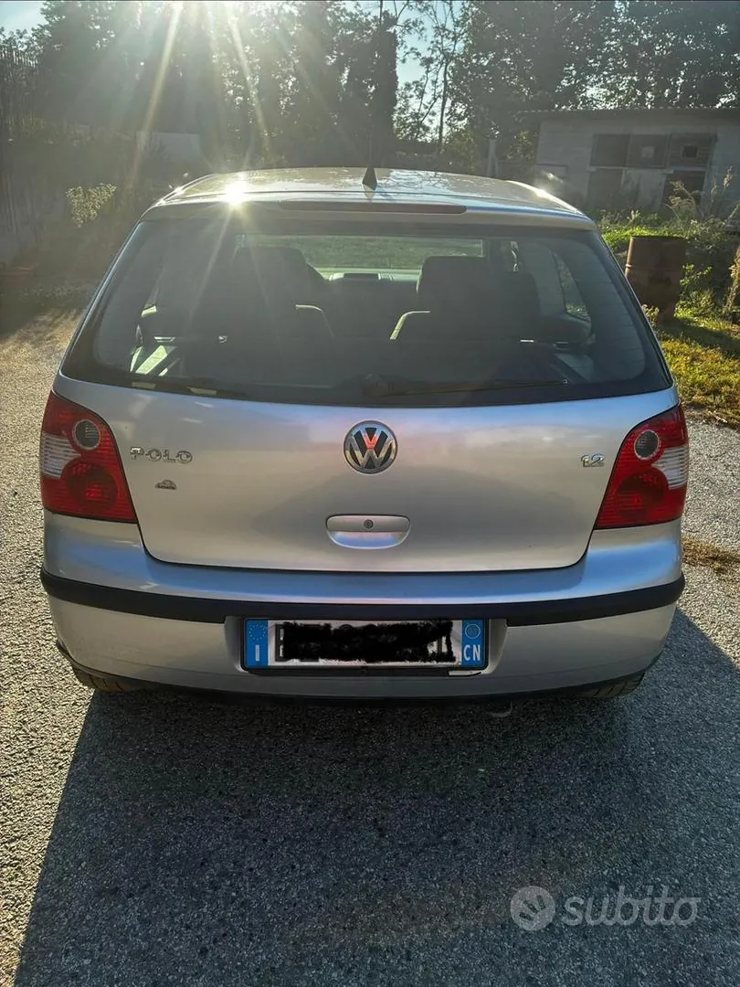 Volkswagen Polo 2003 photo 2