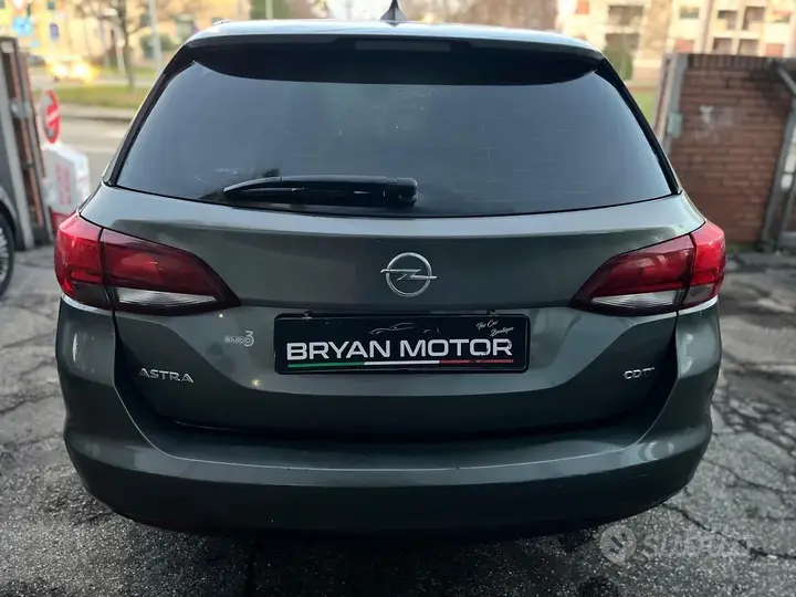 Opel Astra 2017 photo 4