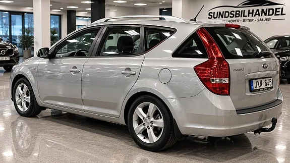 Kia Ceed 2010 photo 3