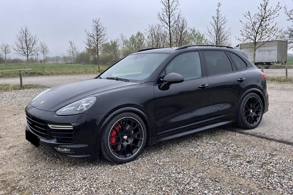 Porsche Cayenne Gts