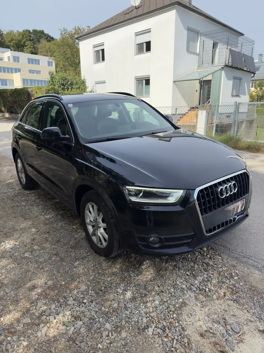 Audi Q3 2012 photo 3
