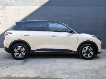 Geely Inspire 2026 photo 4