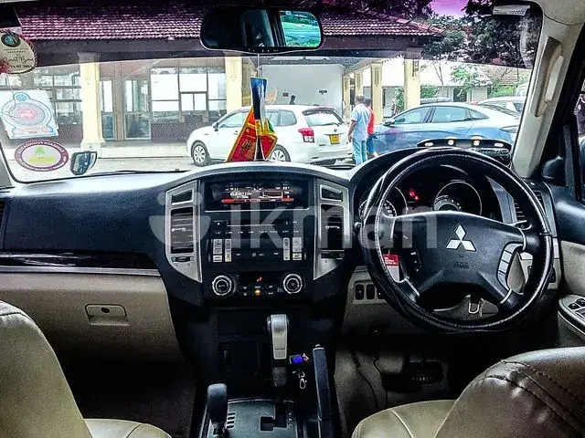 Mitsubishi Montero 2014 photo 5