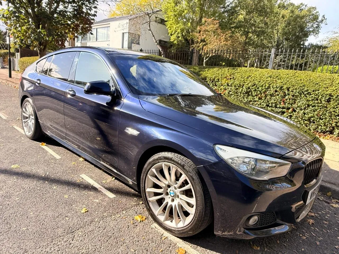 BMW 5 Series 2013 photo 2