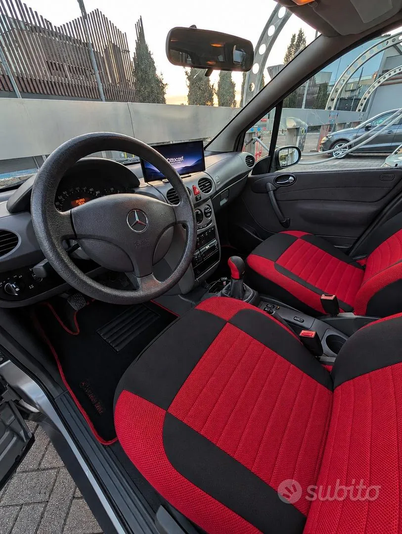 Mercedes-Benz A 2000 photo 3