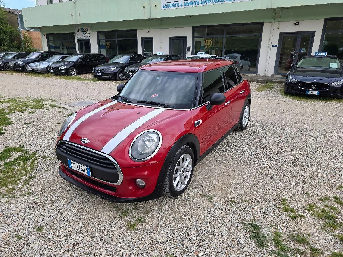 Mini Cooper D 2017 photo 4