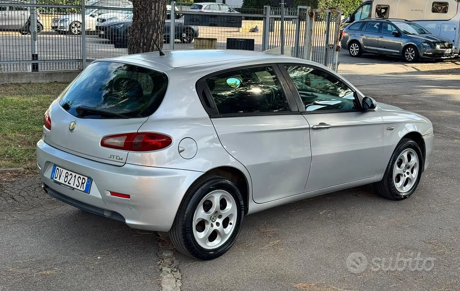 Alfa Romeo 147 2009 photo 4