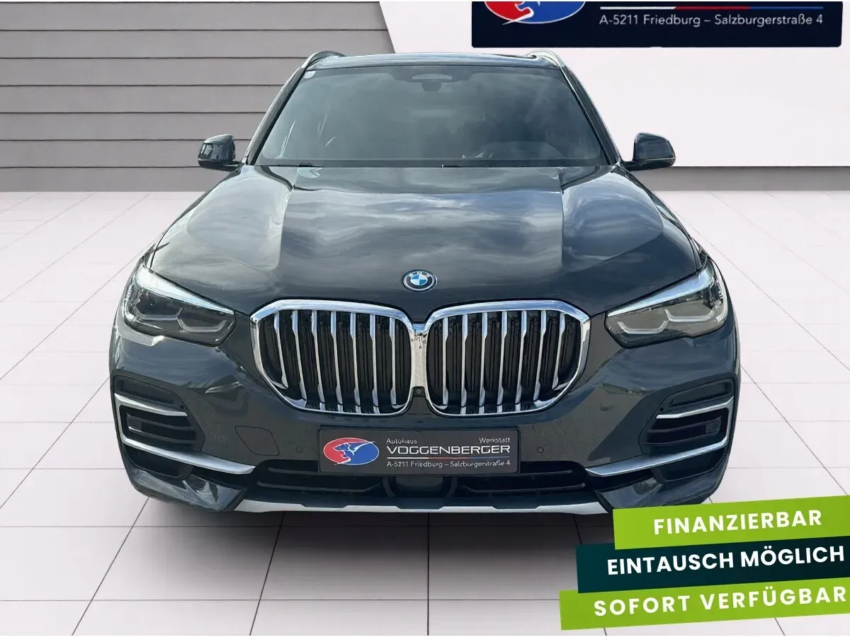 BMW X5 2021 photo 2