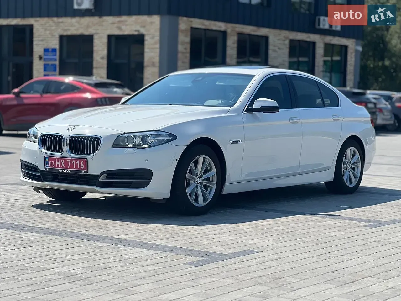 BMW 5 Series 2014 photo 2