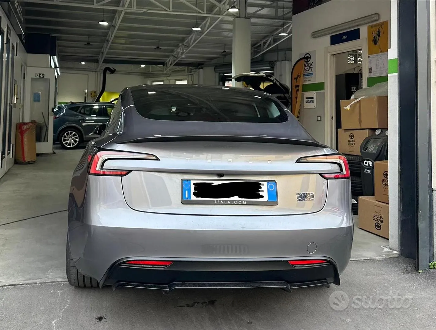 Tesla Model 3 2025 photo 2