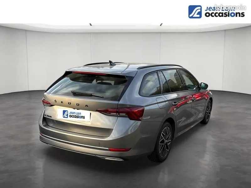 Skoda Octavia 2023 photo 5