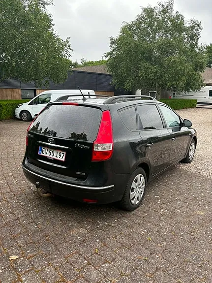 Hyundai I30 2009 photo 4