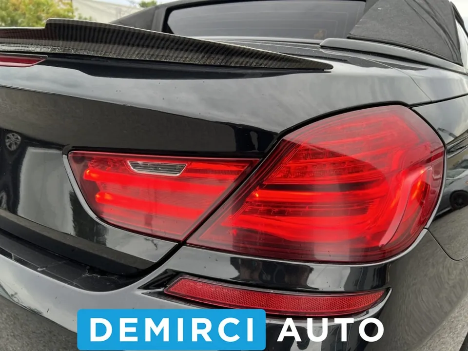 BMW 6 Series 2012 photo 2