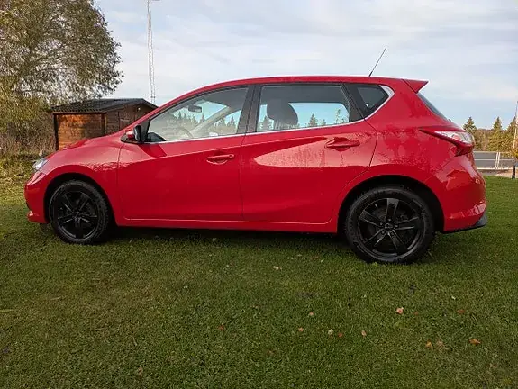 Nissan Pulsar 2016 photo 4