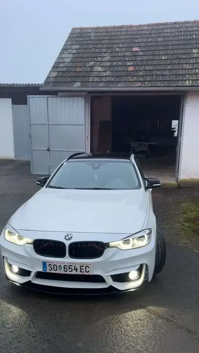 BMW 3 Series 2018 photo 3