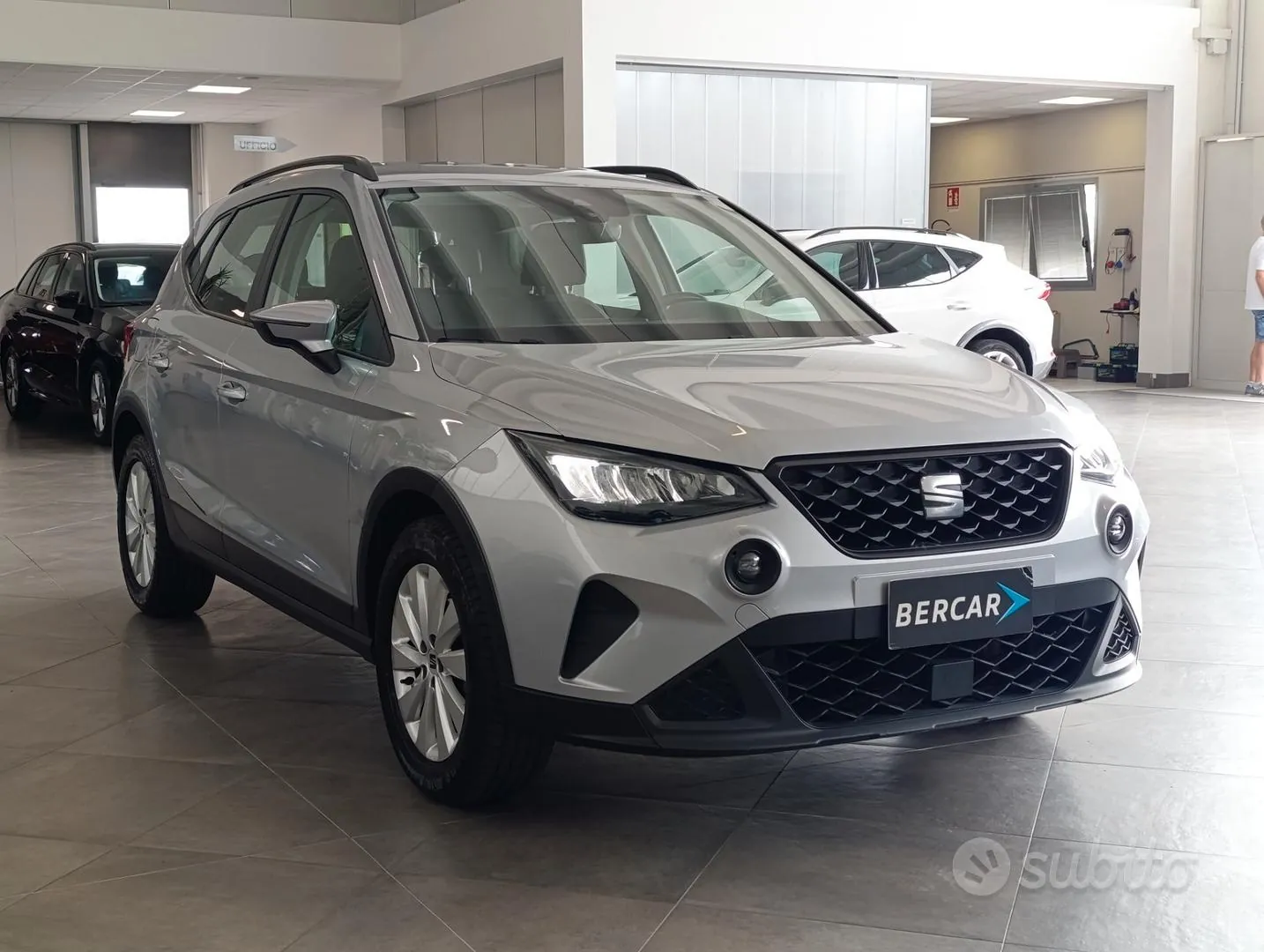 Seat Arona 2023 photo 3