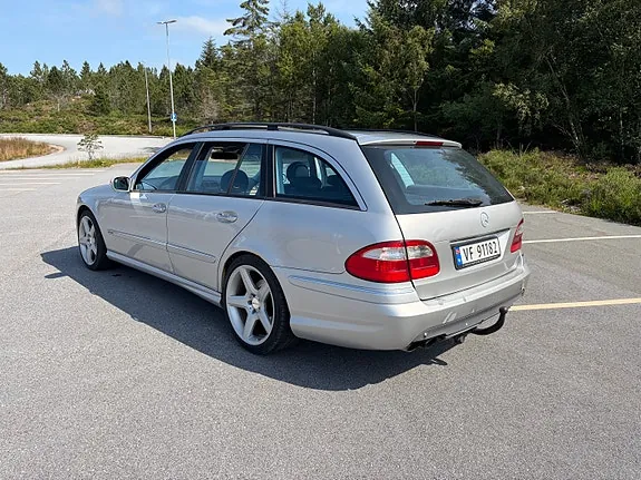 Mercedes-Benz E280 2004 photo 5
