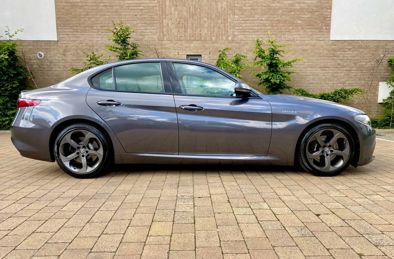 Alfa Romeo Giulia 2019 photo 4