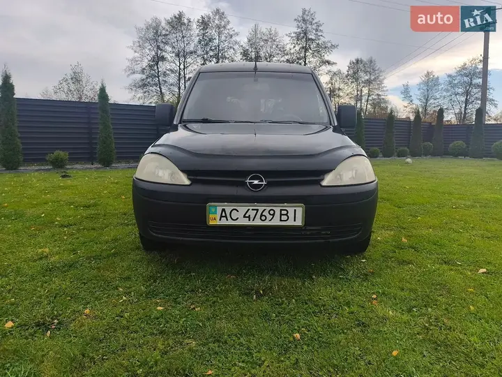 Opel Combo 2005 photo 2