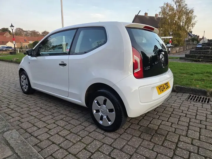 Volkswagen Up 2014 photo 4