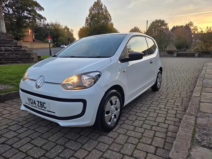 Volkswagen Up 2014 photo 2