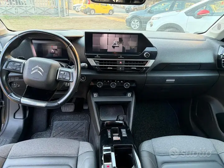 Citroen C4 2024 photo 3
