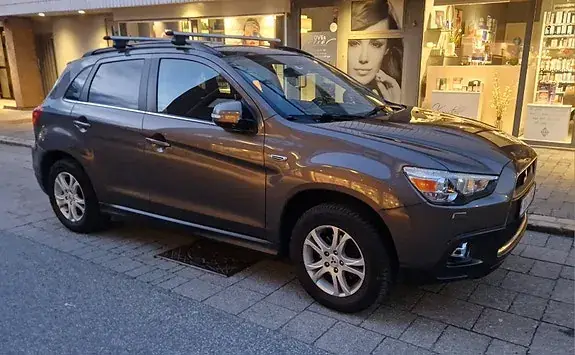 Mitsubishi Asx 2011 photo 4