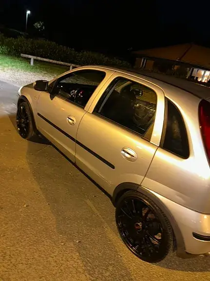 Opel Corsa 2004 photo 4