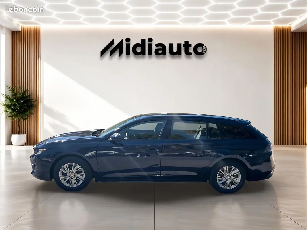 Peugeot 508 2022 photo 2