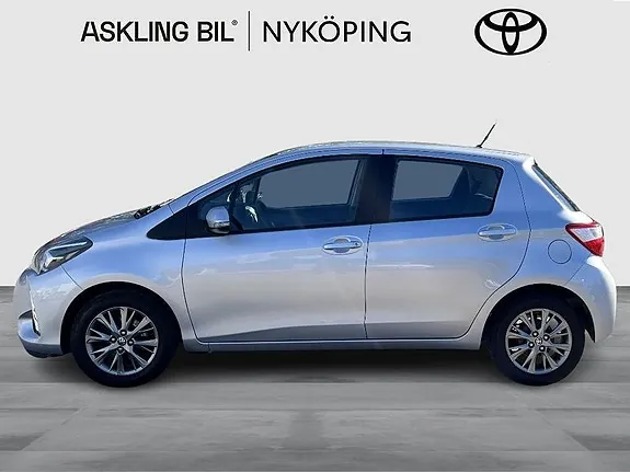 Toyota Yaris 2017 photo 4