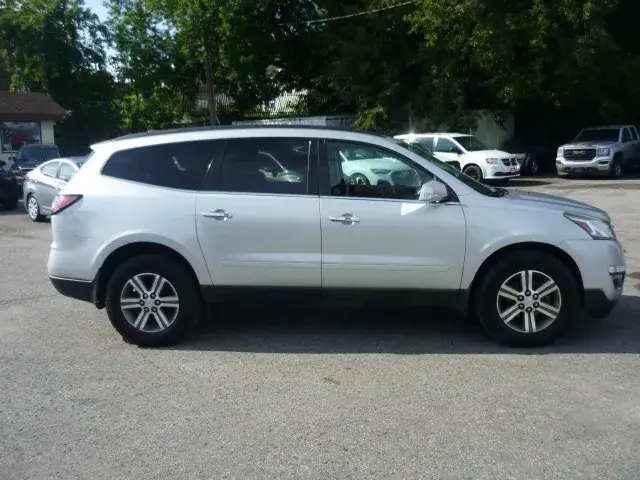 Chevrolet Traverse 2017 photo 3