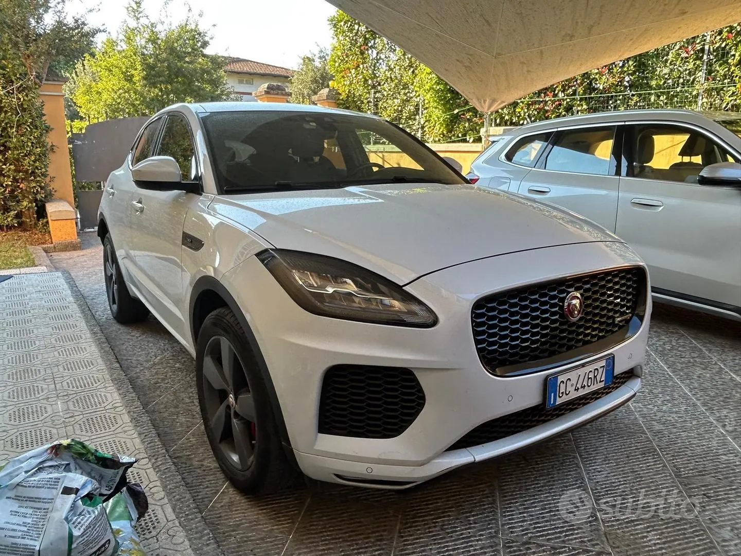 Jaguar E-Pace 2021 photo 4