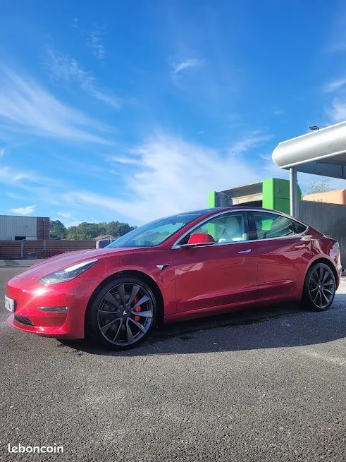 Tesla Model 3 2020 photo 2